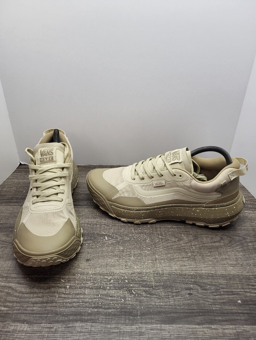 Vans MTE Crosspath Oatmeal Beige Cream Hiking Shoes Men's Size 9 Womens 10.5 New